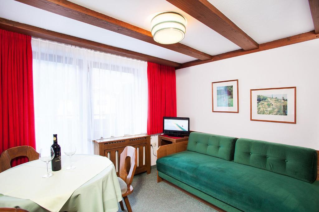 Johannahof Appartements Kaprun Δωμάτιο φωτογραφία